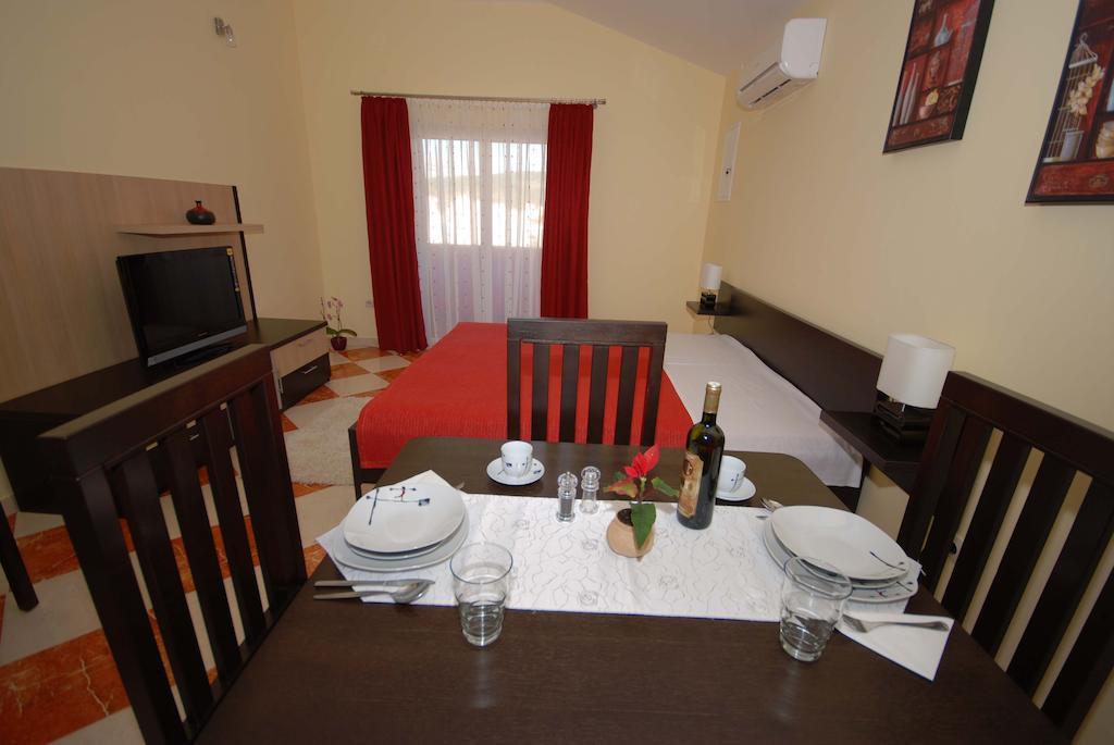 Apartments Stepic Trogir Phòng bức ảnh