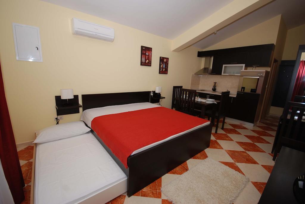 Apartments Stepic Trogir Phòng bức ảnh